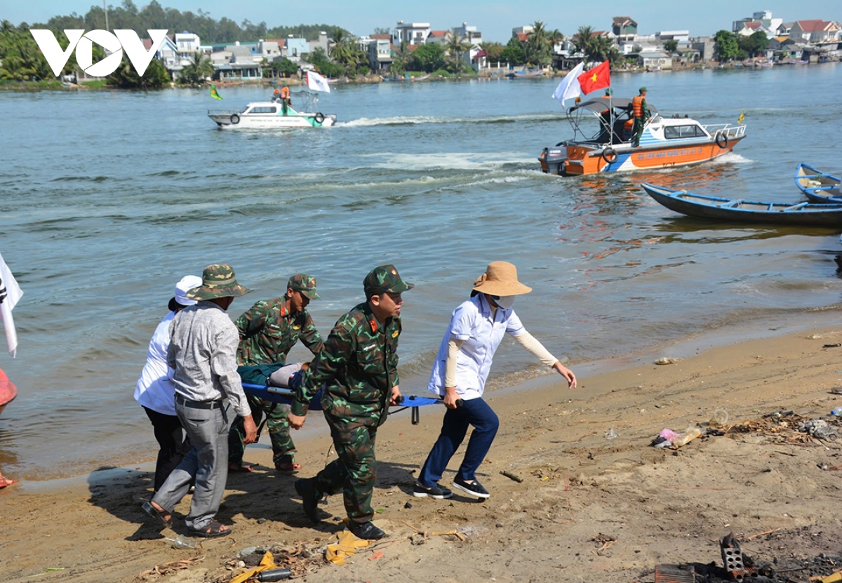 thanh pho quang ngai dien tap ung pho voi sieu bao hinh anh 2