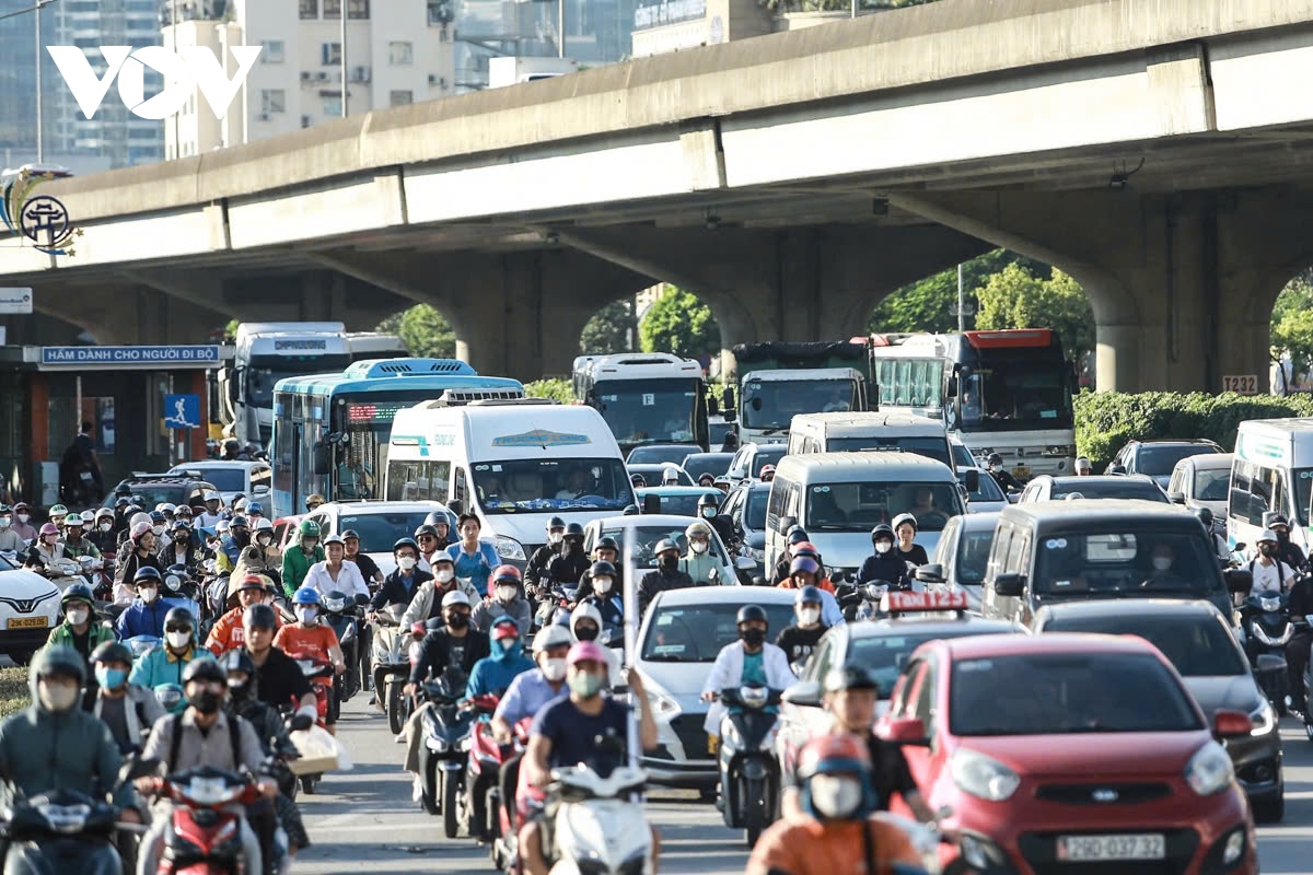 nguoi dan roi ha noi di nghi le 2 9, cac cua ngo giao thong un tac hinh anh 9