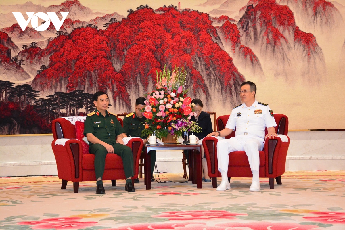Bộ trưởng Phan Văn Giang gặp song phương Bộ trưởng Bộ Quốc phòng Trung Quốc