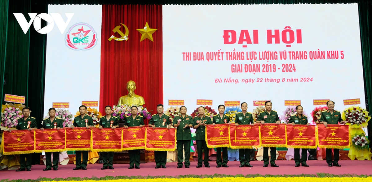 quân khu 5 phát huy tinh thần Đoàn kết- kỷ cương - sáng tạo - quyết thắng hình ảnh 6 quan khu 5 phat huy tinh than Doan ket- ky cuong - sang tao - quyet thang hinh anh 6