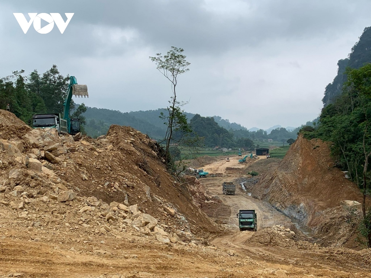 Tập trung thúc đẩy giải ngân vốn Nhà nước cho dự án Đồng Đăng-Trà Lĩnh