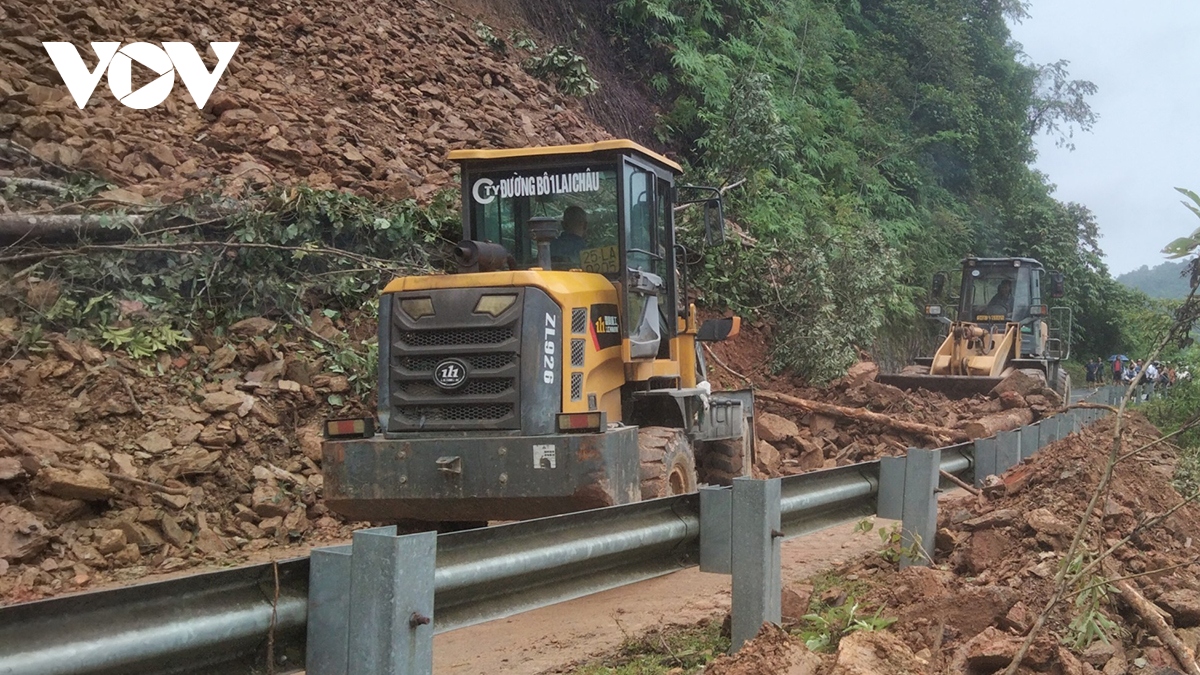 Lai Châu nỗ lực đảm bảo “mạch máu” giao thông trong tháng cao điểm mưa lũ