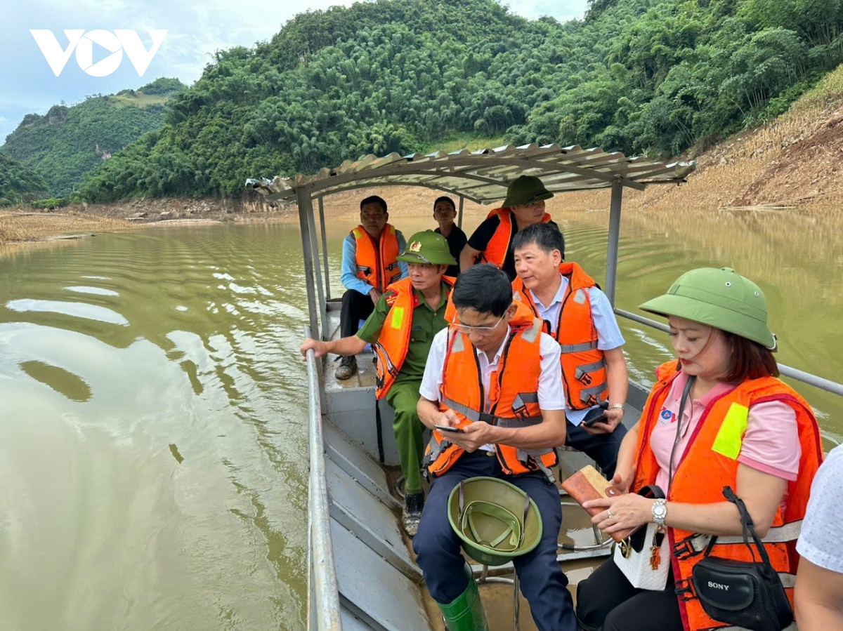 Một tháng sau lũ, thung lũng Bom Bay, Sơn La vẫn ngập trong nước