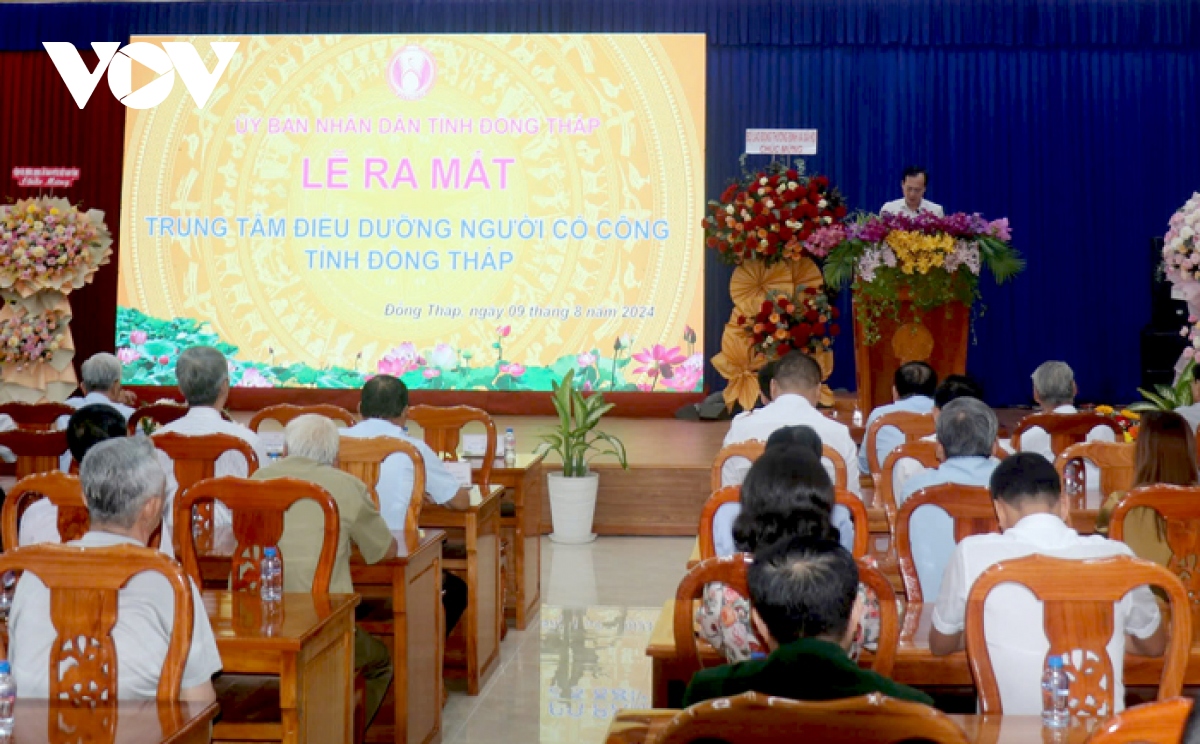 Dong thap ra mat trung tam Dieu duong nguoi co cong hinh anh 1