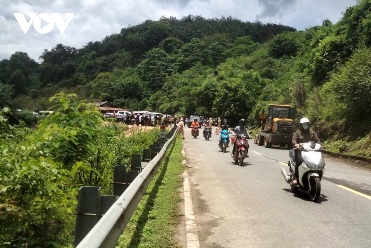 tuyen lai chau - Dien bien tren quoc lo 12 ket noi tro lai sau sat lo hinh anh 1