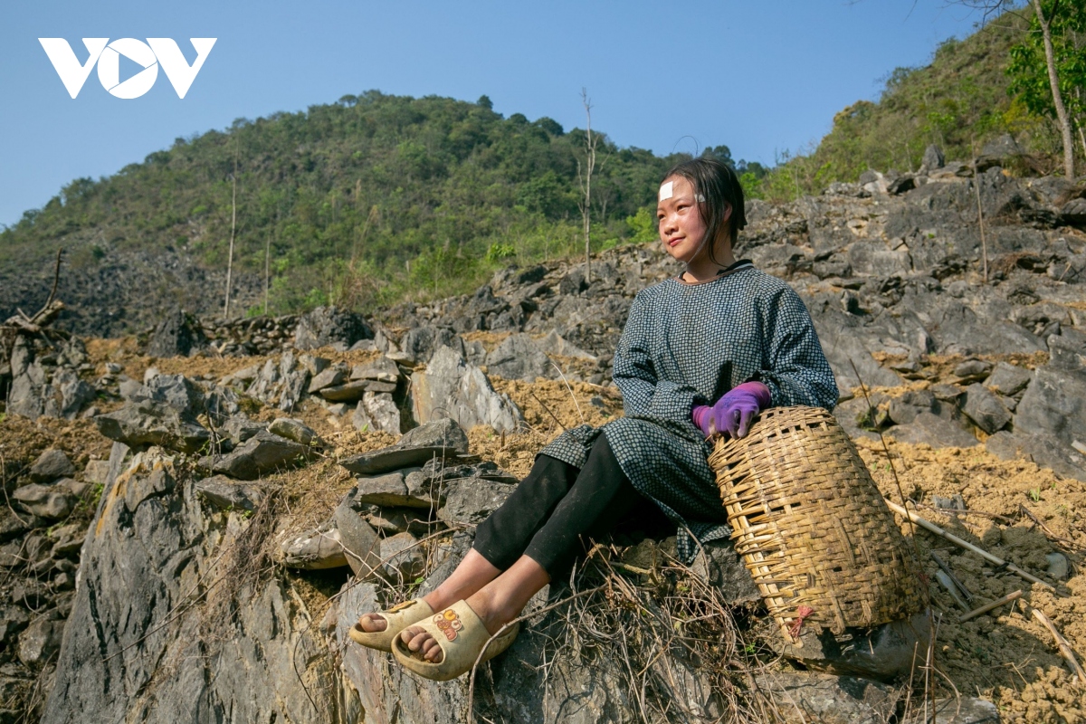 nhung nguoi vo an chua no, lo chua toi o ha quang, cao bang hinh anh 2