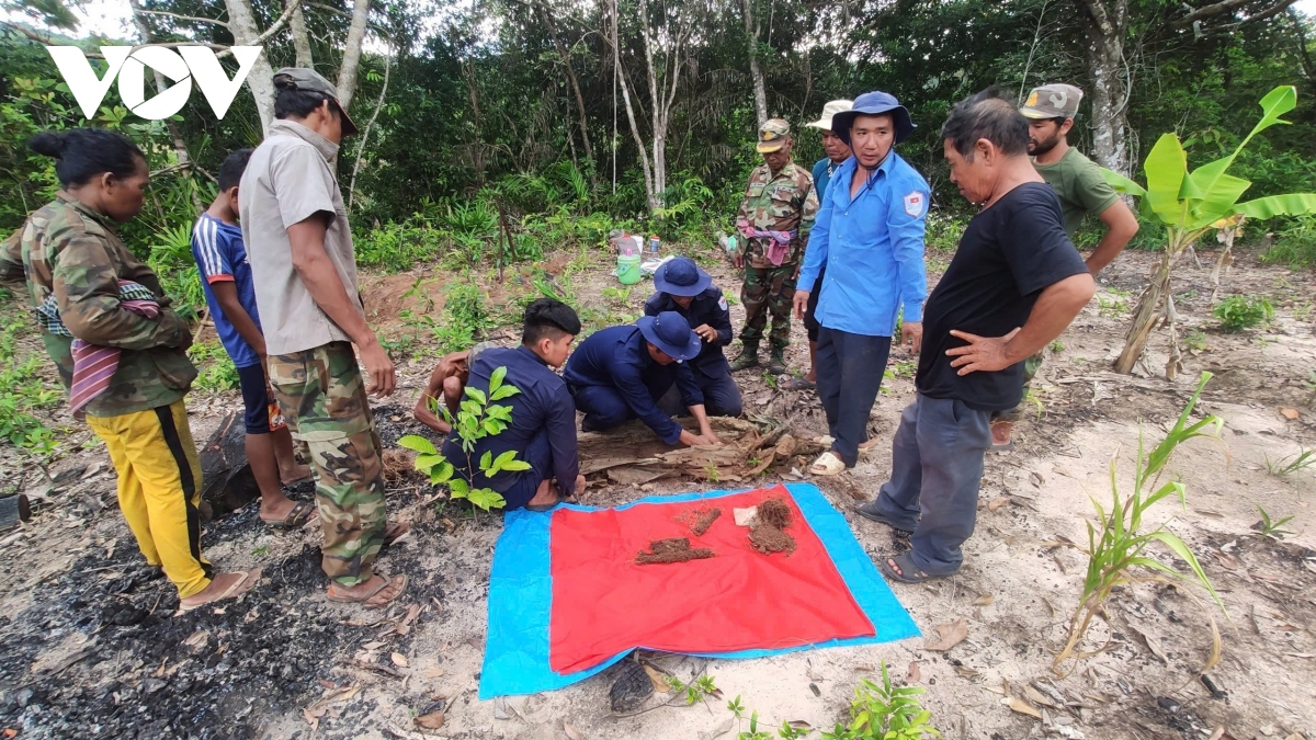 tim kiem, quy tap duoc 27 hai cot liet si tai campuchia trong mua kho 2023-2024 hinh anh 1