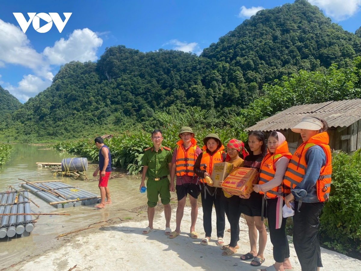 xa quang vinh cao bang tiep tuc bi co lap do lu hinh anh 3