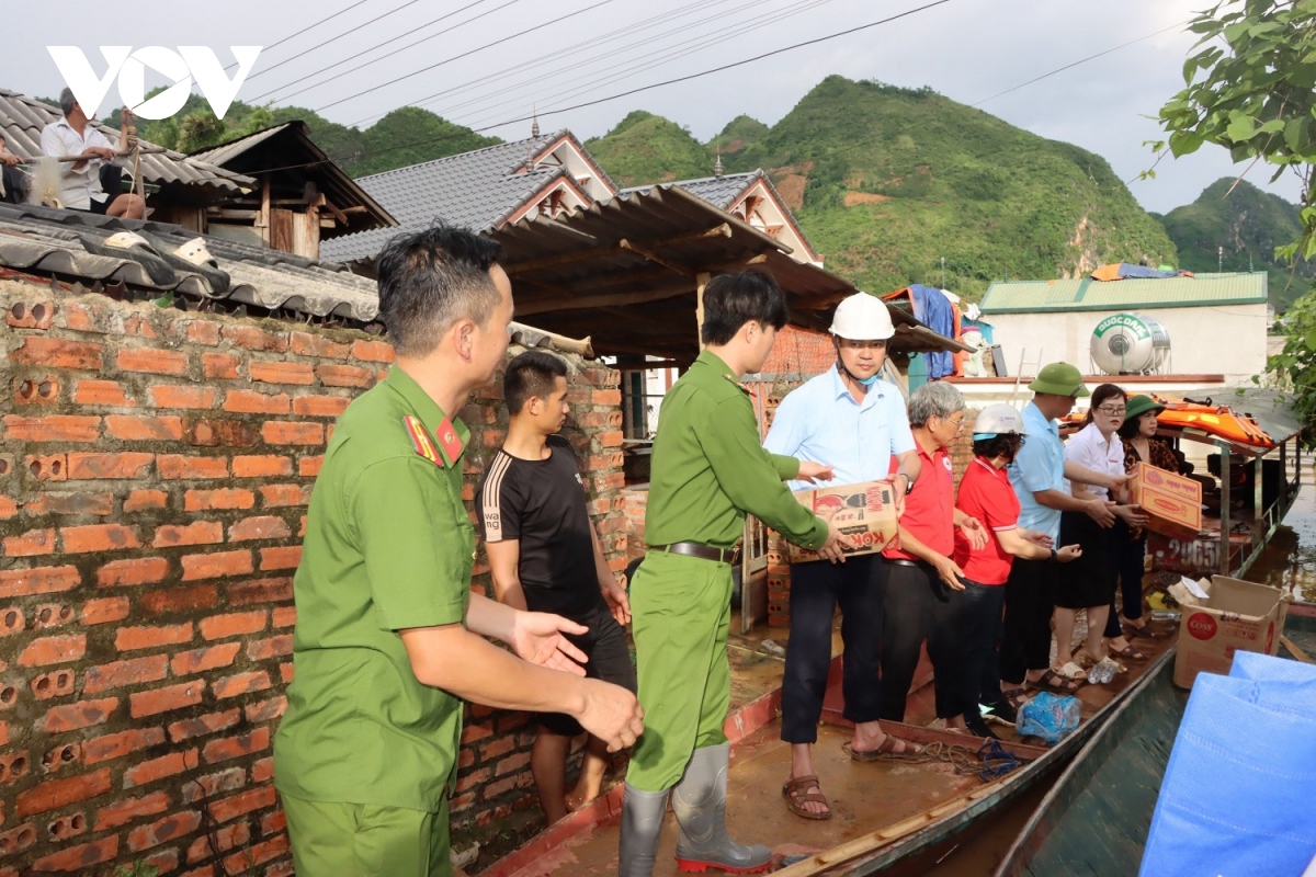 Lắng đọng hình ảnh công an nhân dân nơi rốn lũ Sơn La