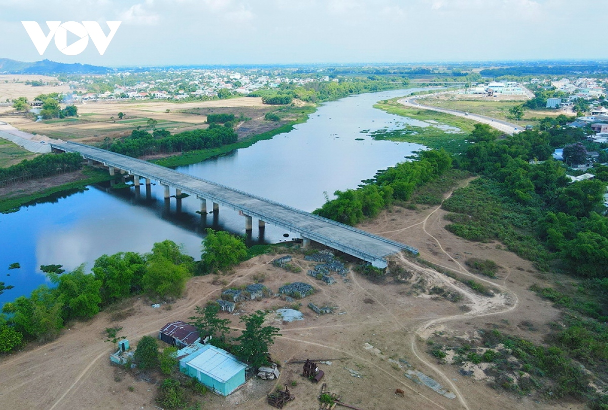 Bí thư Quảng Nam: Cần làm rõ tình trạng buông lỏng quản lý các mỏ khoáng sản- Ảnh 2.