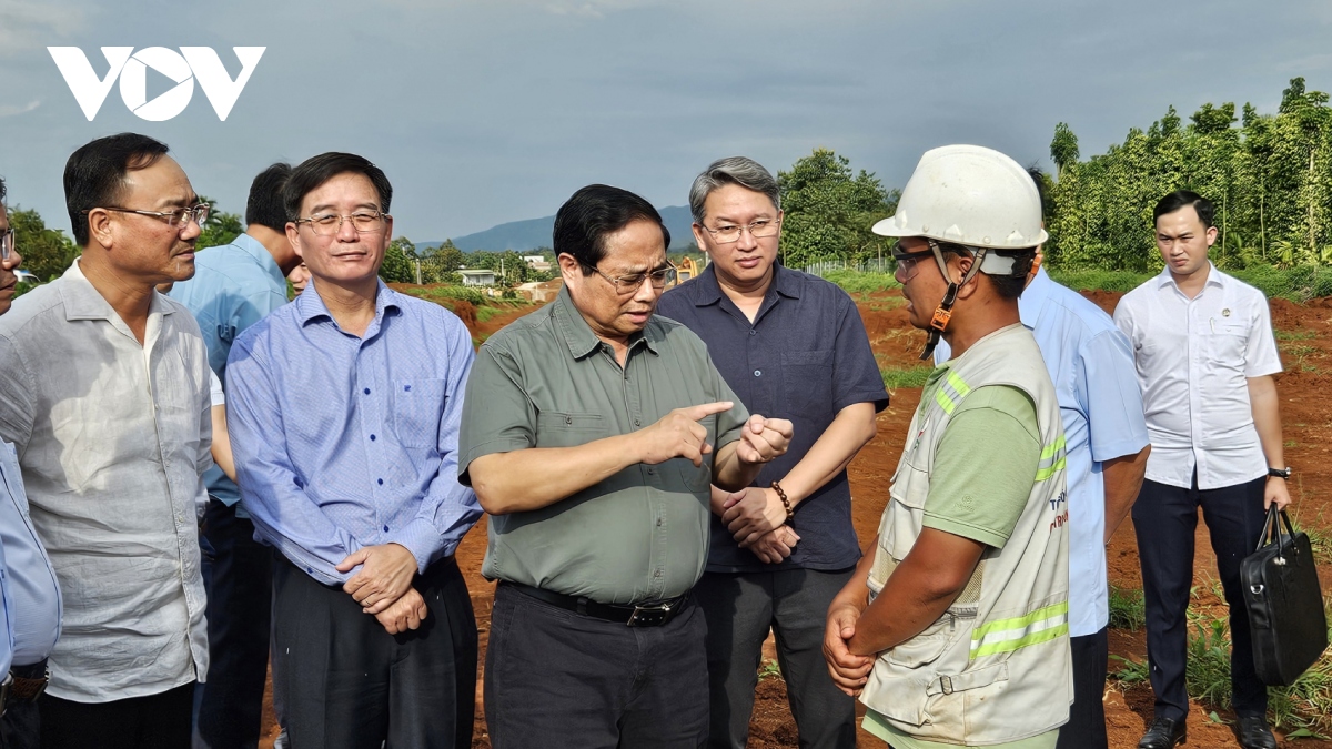 thu tuong pham minh chinh thi sat du an duong bo cao toc khanh hoa-buon ma thuot hinh anh 4