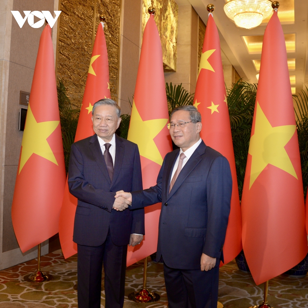 Vietnam and China boost win-win cooperation