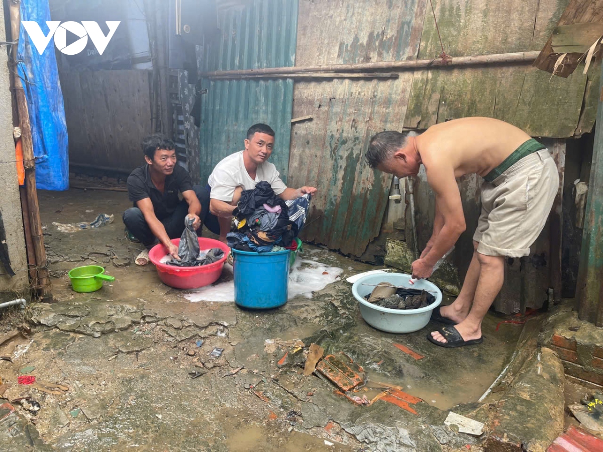 花露水能去狐臭吗 花露水含薄荷与冰片吗