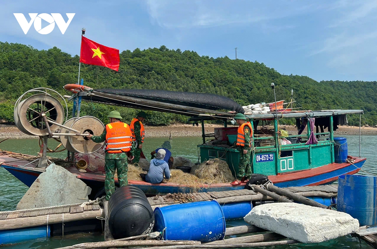 quang ninh huy dong 2.700 nguoi ung truc chong bao so 3 hinh anh 1