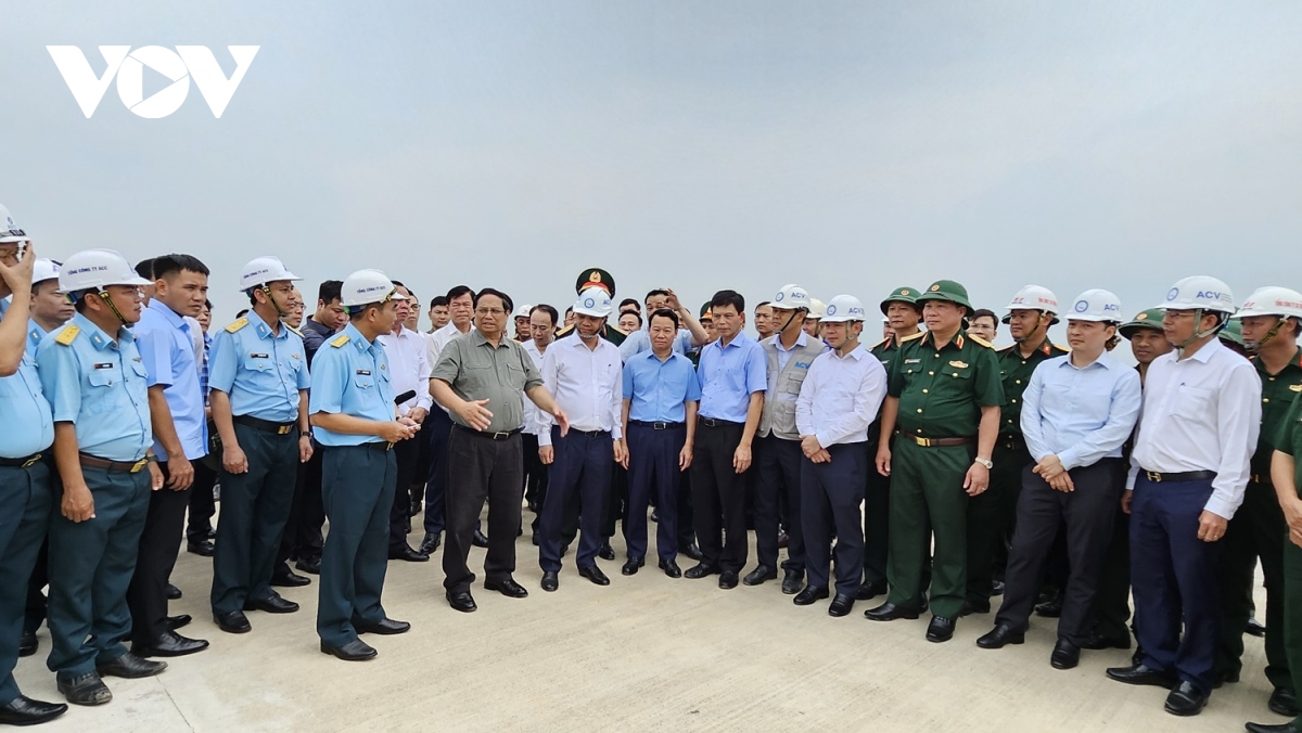 thu tuong yeu cau day nhanh tien do san bay long thanh hinh anh 4