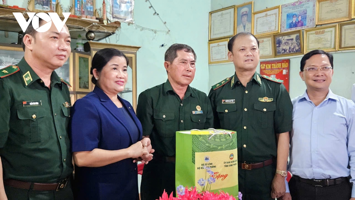 让你下山娶老婆，没让你找小嫂子最新章节