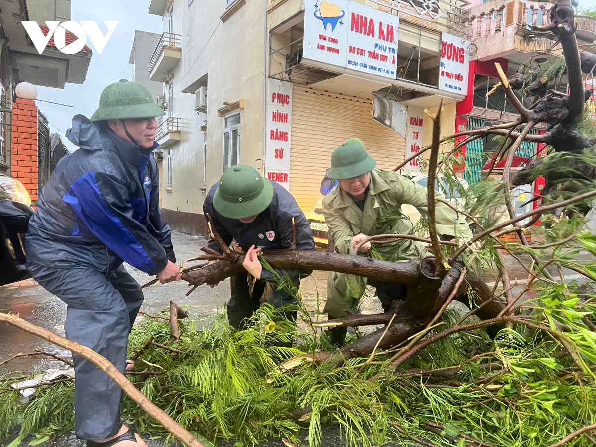 truc tiep bao so 3 dang tren dat lien quang ninh, hai phong, giat cap 16 hinh anh 17