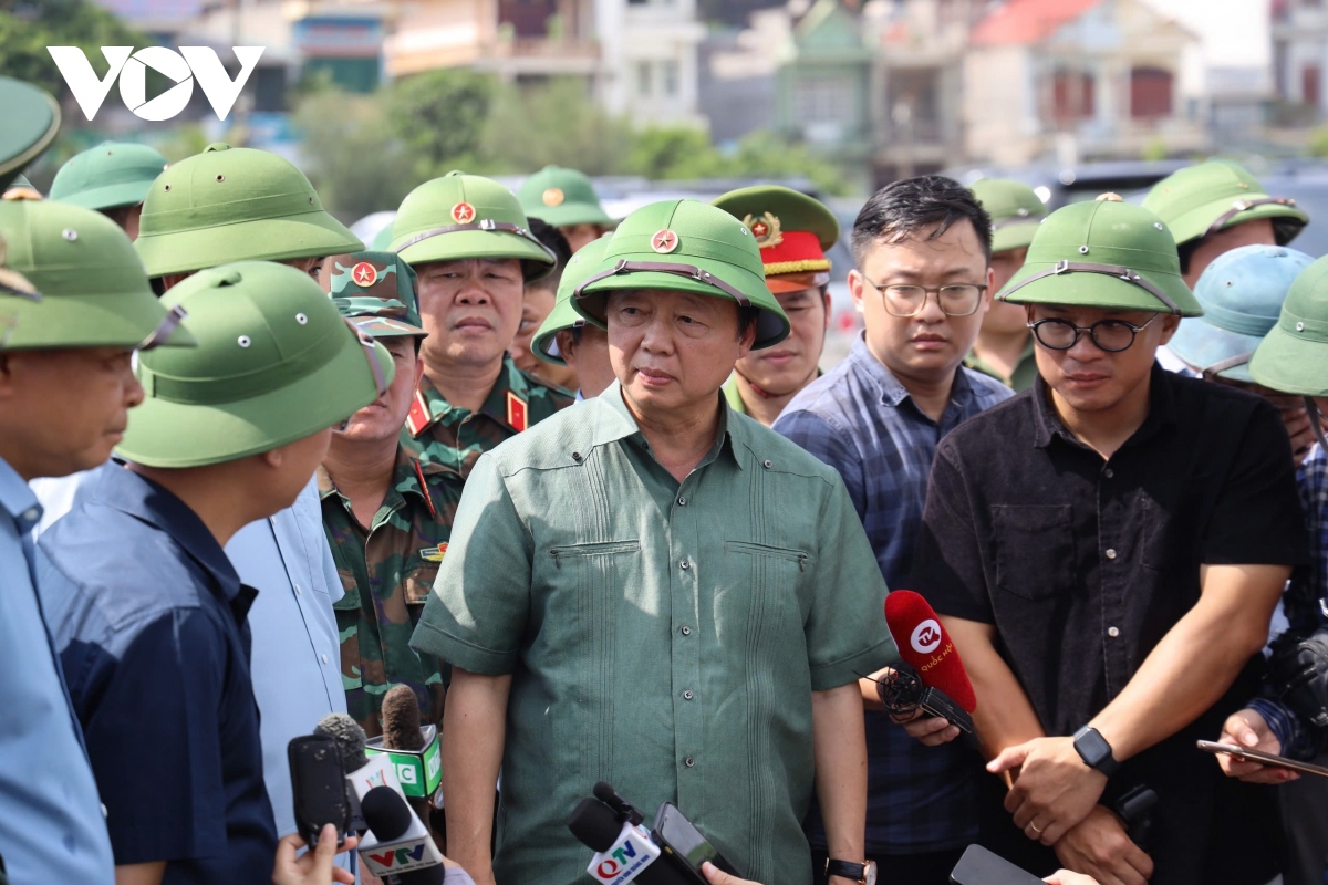 truc tiep sieu bao yagi giam cap, co xu huong hoi nhich len tren hinh anh 52