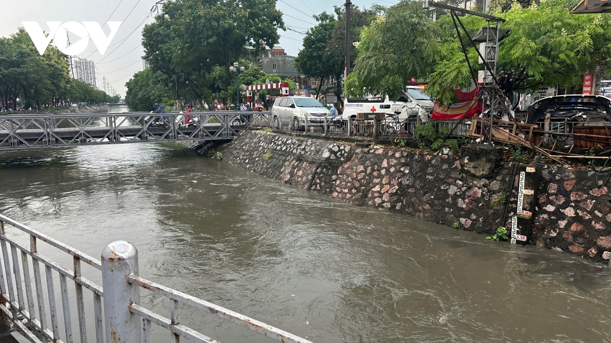 sieu bao yagi giam cap, co xu huong hoi nhich len tren hinh anh 74