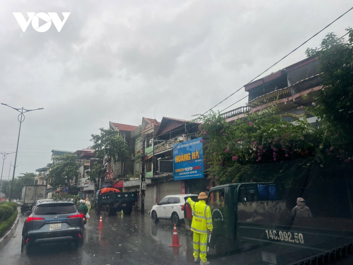 truc tiep bao so 3 dang tren dat lien quang ninh, hai phong, giat cap 16 hinh anh 187