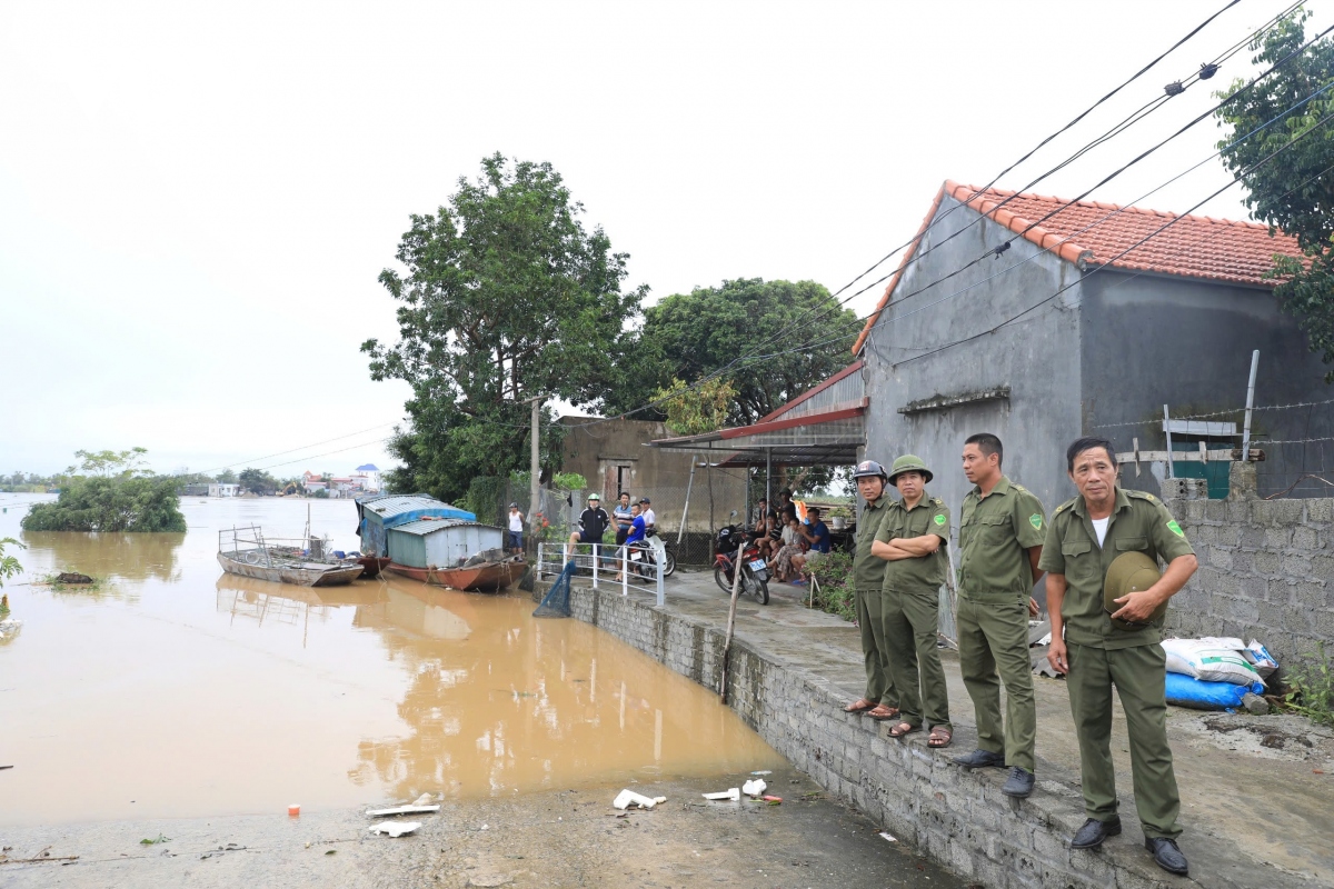 duy tri ung truc 24 24 tren cac tuyen de tai huyen thuong tin hinh anh 3