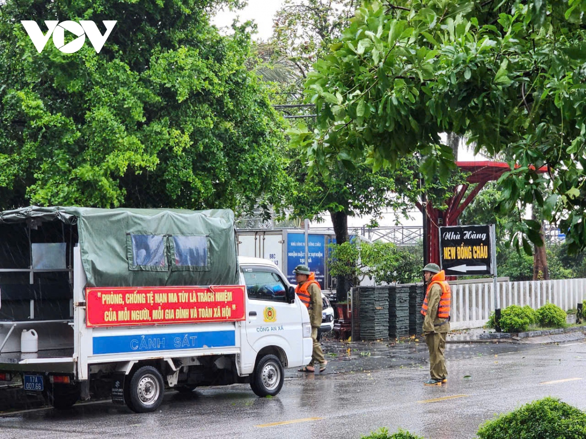 truc tiep bao so 3 dang tren dat lien quang ninh, hai phong, giat cap 16 hinh anh 202