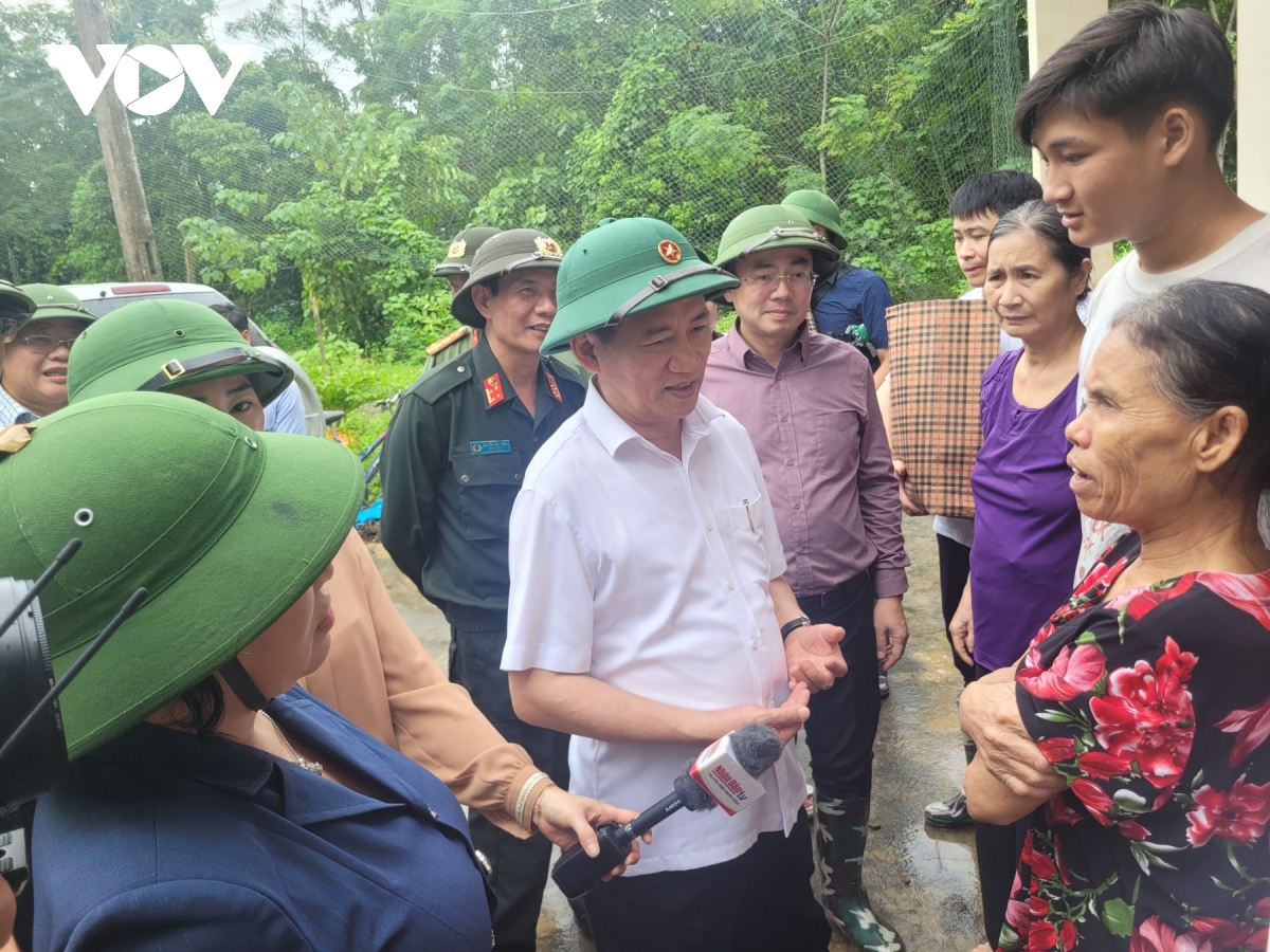 pho thu tuong ho Duc phoc kiem tra cong tac khac phuc hau qua mua lu tai bac kan hinh anh 4