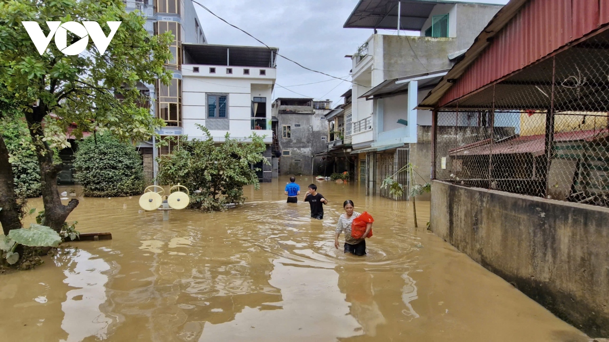 bac kan, cao bang, yen bai keu goi chung tay ung ho dong bao vung thien tai hinh anh 4