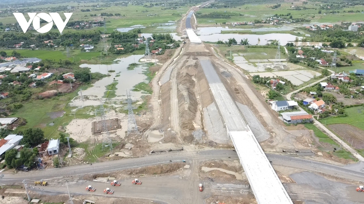 co hay khong dau hieu truc loi o du an cao toc khanh hoa - buon ma thuot hinh anh 3