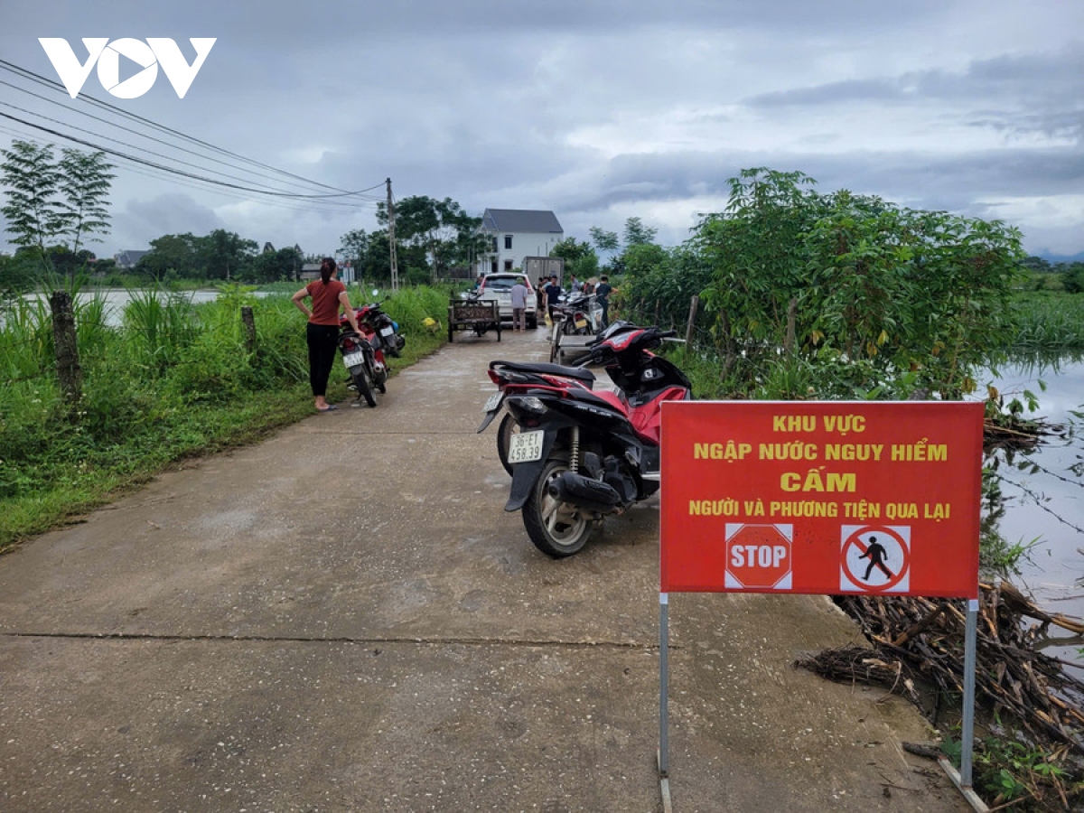 hon 100 ho dan o thanh hoa bi co lap do nuoc song dang cao hinh anh 2