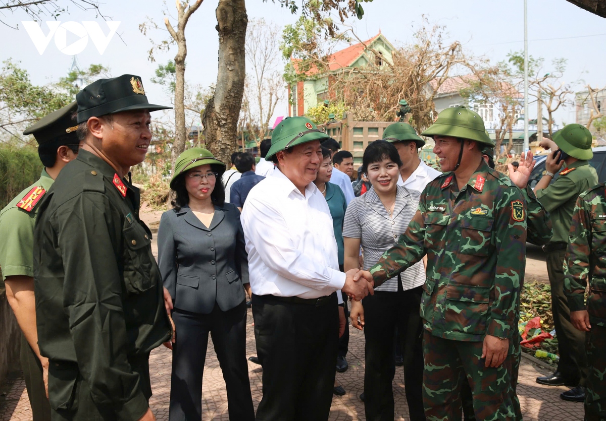 352 nguoi thiet mang va mat tich do bao lu hinh anh 1