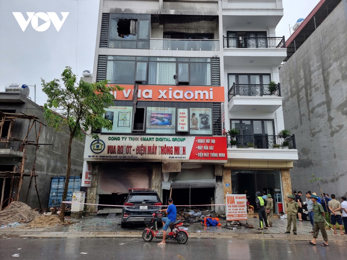 chay lon tai cua hang ban do dien tu o bac ninh hinh anh 1