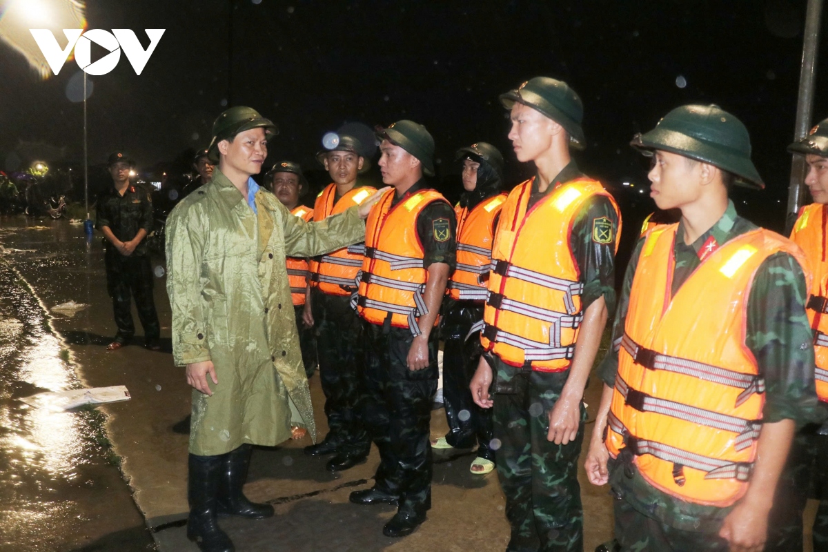 bac ninh khan truong dap de boi Dau han ngay trong dem hinh anh 1