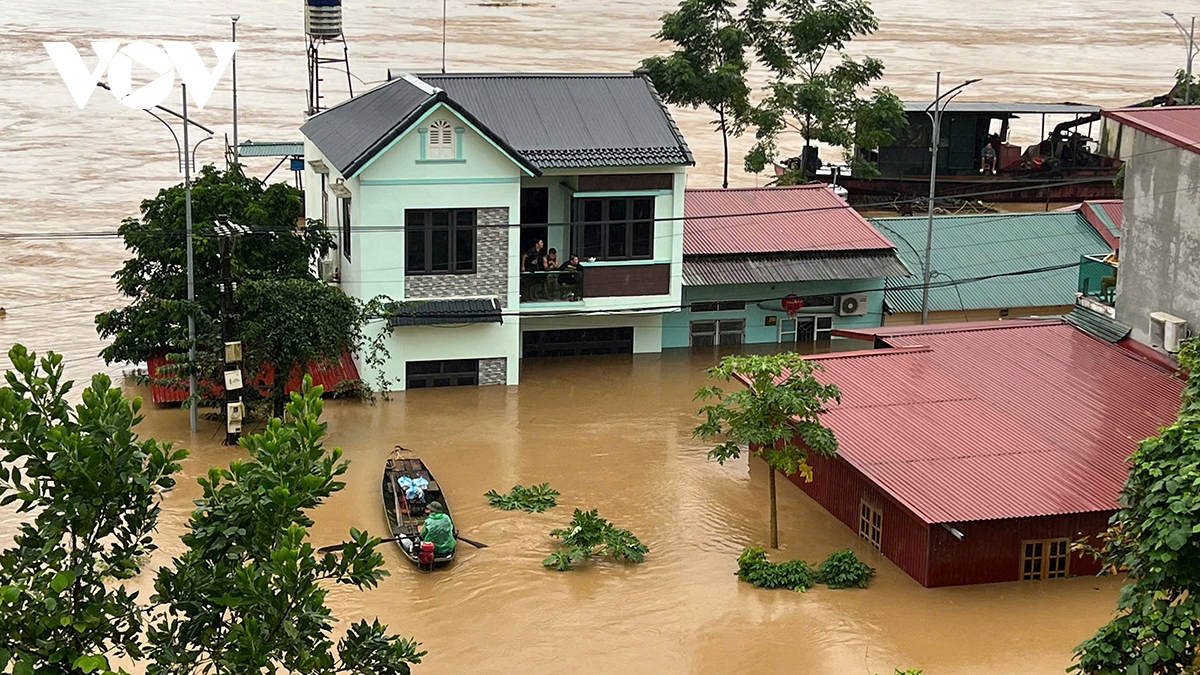 radio trong mua mua bao hinh anh 1