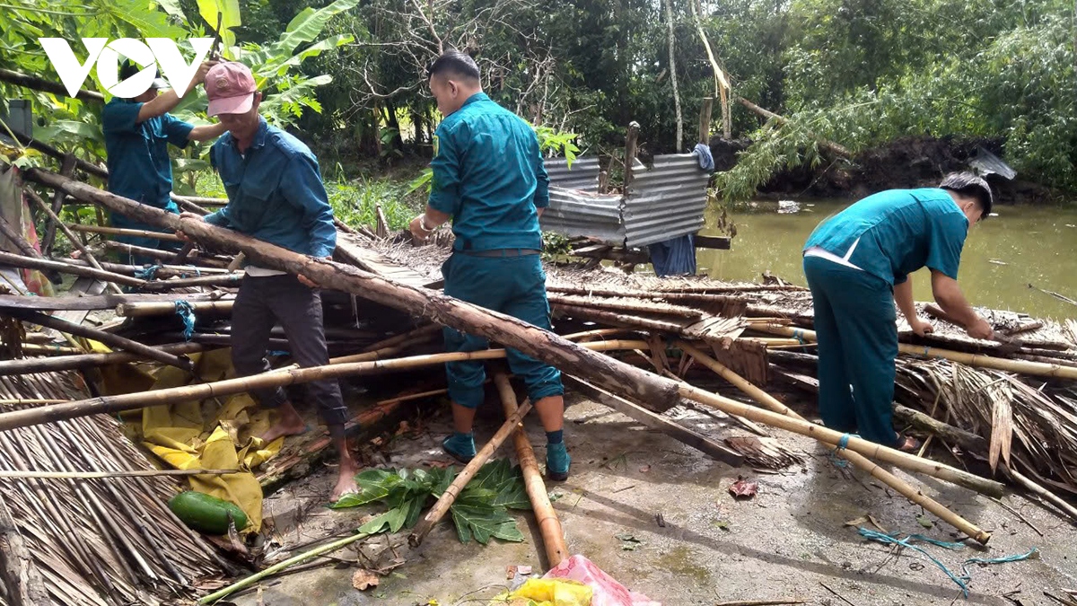 kien giang chim 1 sa lan cho vat lieu tren bien, nhieu nha dan bi sap, toc mai hinh anh 2