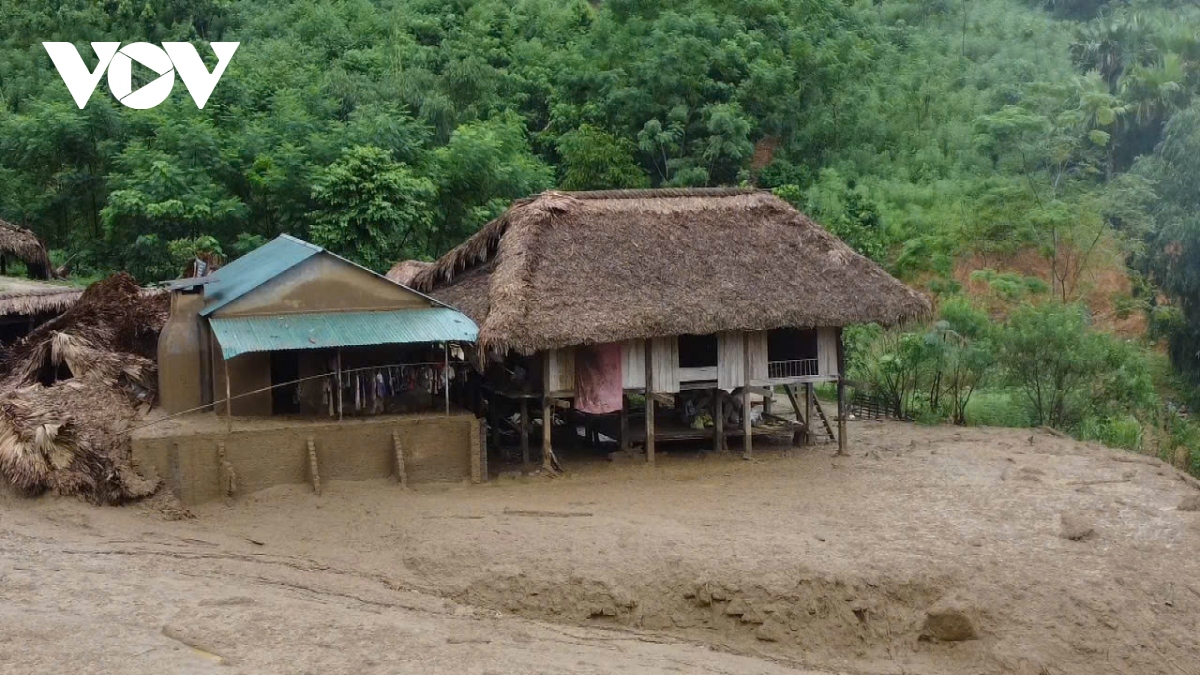 dien bien moi nhat ve tim kiem nan nhan vung lu lang nu hinh anh 8