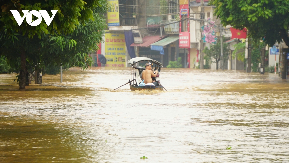 no luc dam bao tinh mang va tai san nguoi dan vung lu yen bai hinh anh 4