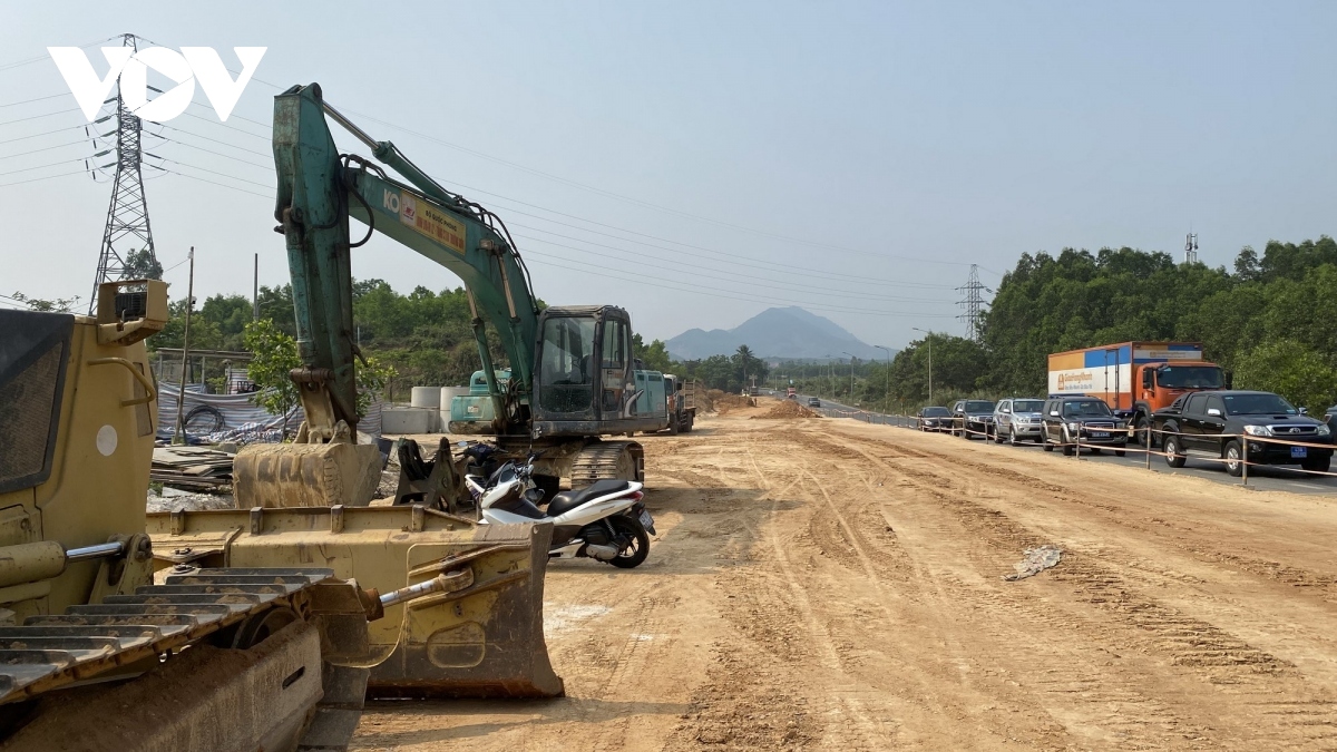 Day nhanh tien do du an cao toc hoa lien - tuy loan Da nang hinh anh 1