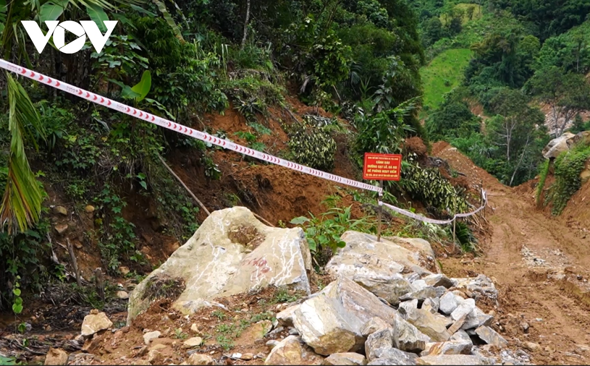 bi thu quang nam tinh mang va su an toan cua nguoi dan dat len hang dau hinh anh 5