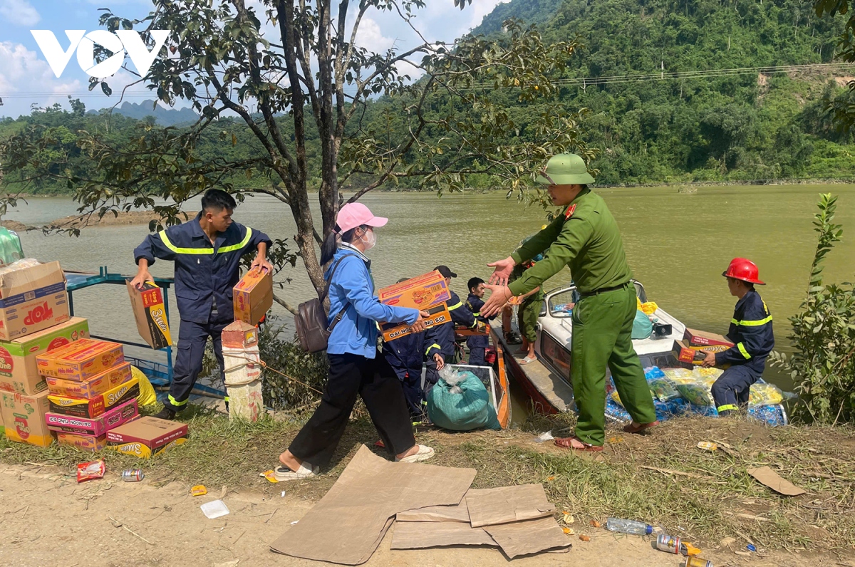 cuoi tuan khong nghi o vung ron lu nam cuong, bac kan hinh anh 11