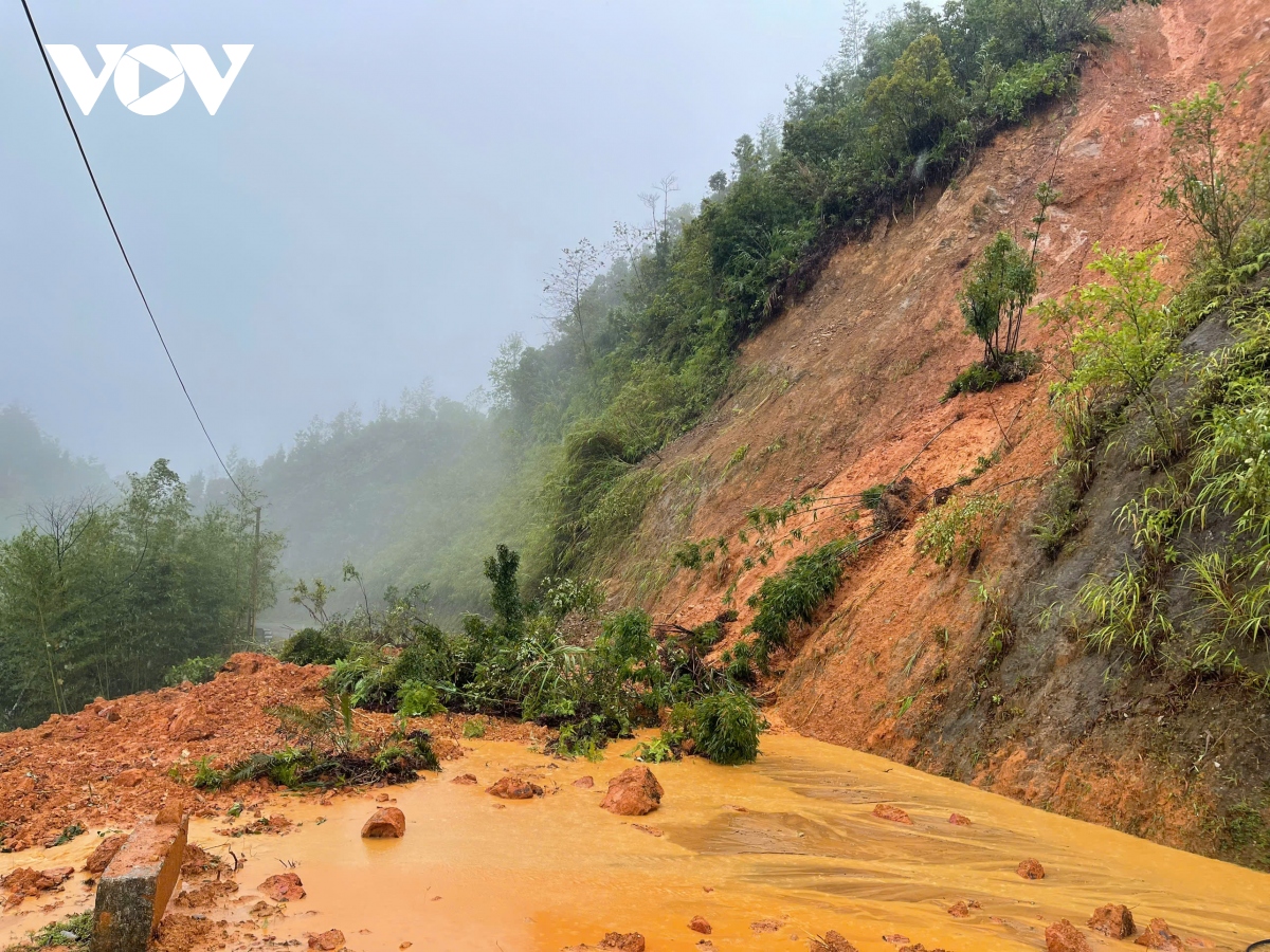 tim thay nhieu thi the gap nan tai huyen nguyen binh, cao bang hinh anh 4