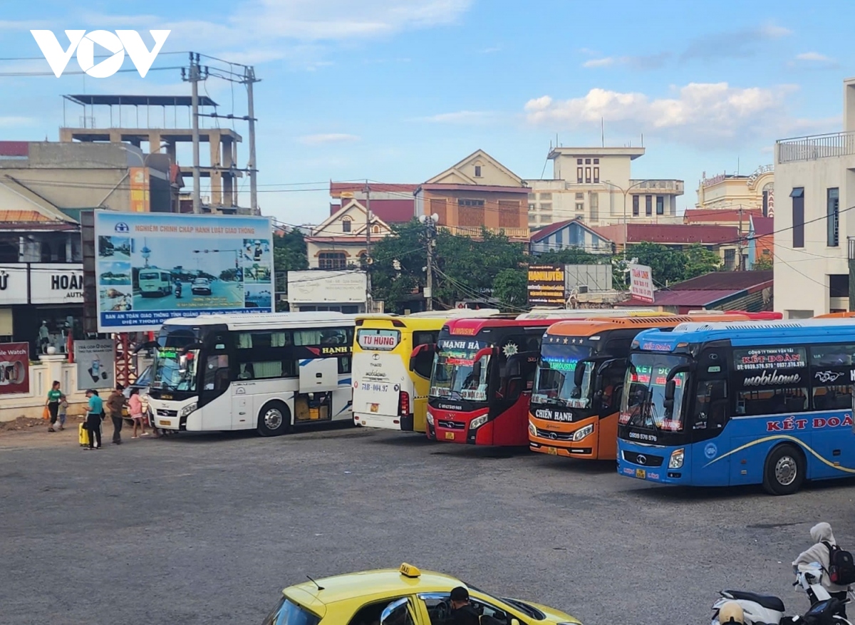 nhieu to chuc, ca nhan o quang binh ra bac ho tro khac phuc hau qua thien tai hinh anh 3