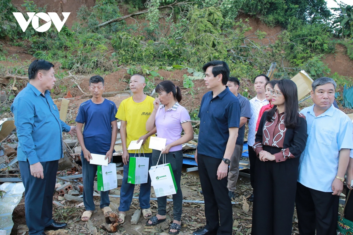 truong ban tuyen giao trung uong kiem tra cong tac khac phuc hau qua mua lu tai moc chau hinh anh 1