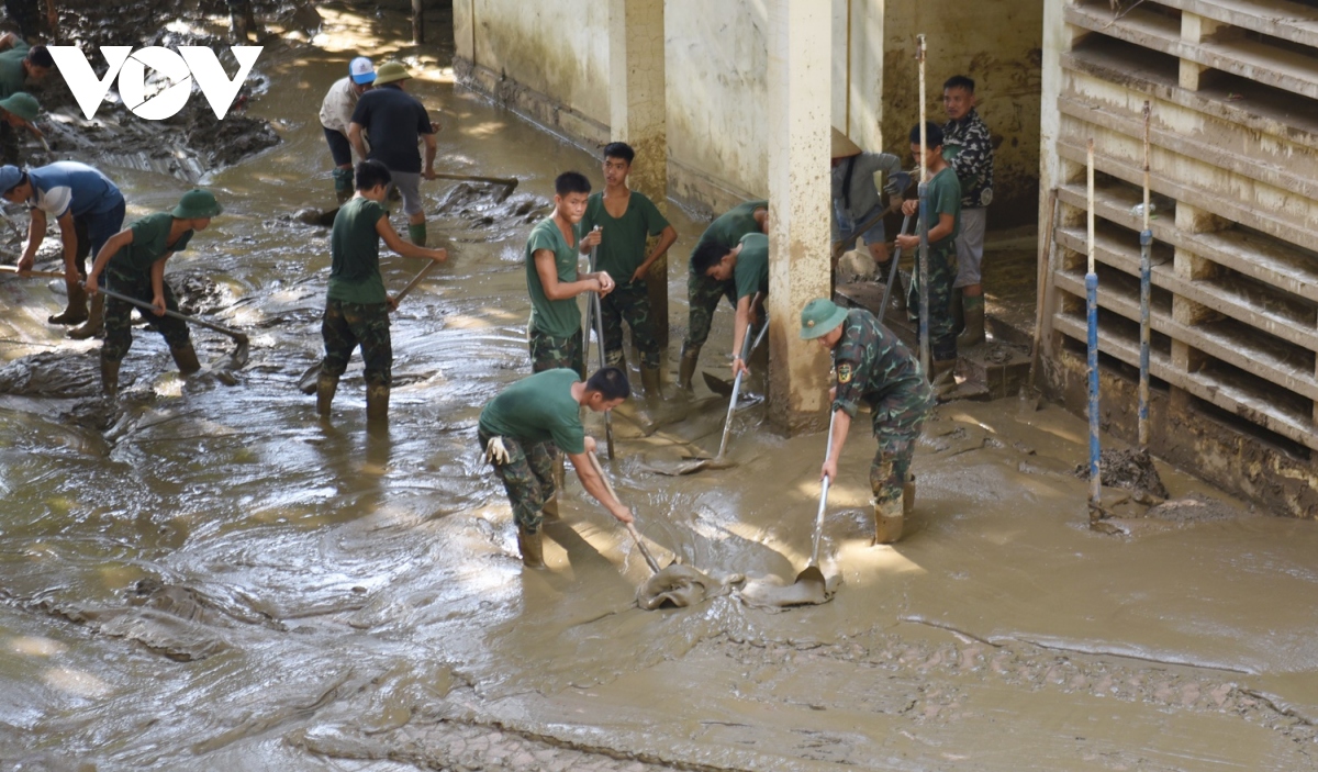 vov cung quy tu thien next-g ung ho dong bao bi bao lu o yen bai, lao cai hinh anh 7