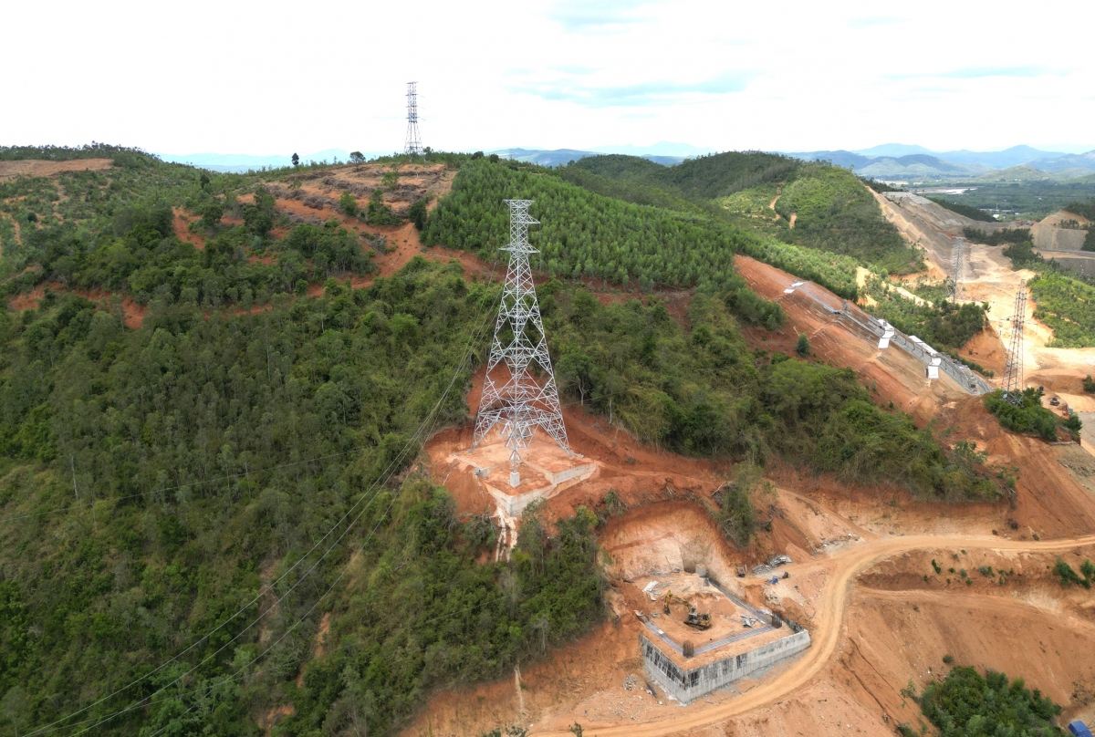 cham di doi ha tang dien, anh huong tien do cao toc quy nhon-chi thanh hinh anh 3