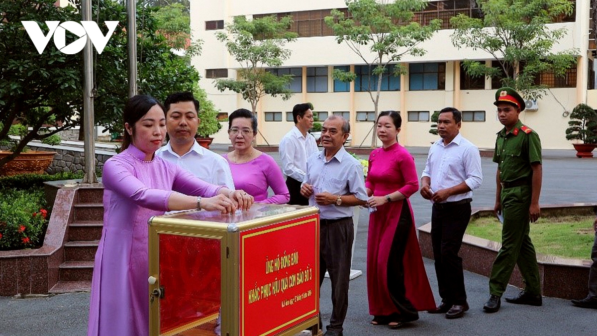 tra vinh gui ung ho 4,5 ty dong giup cac tinh mien bac khac phuc hau qua do bao hinh anh 2