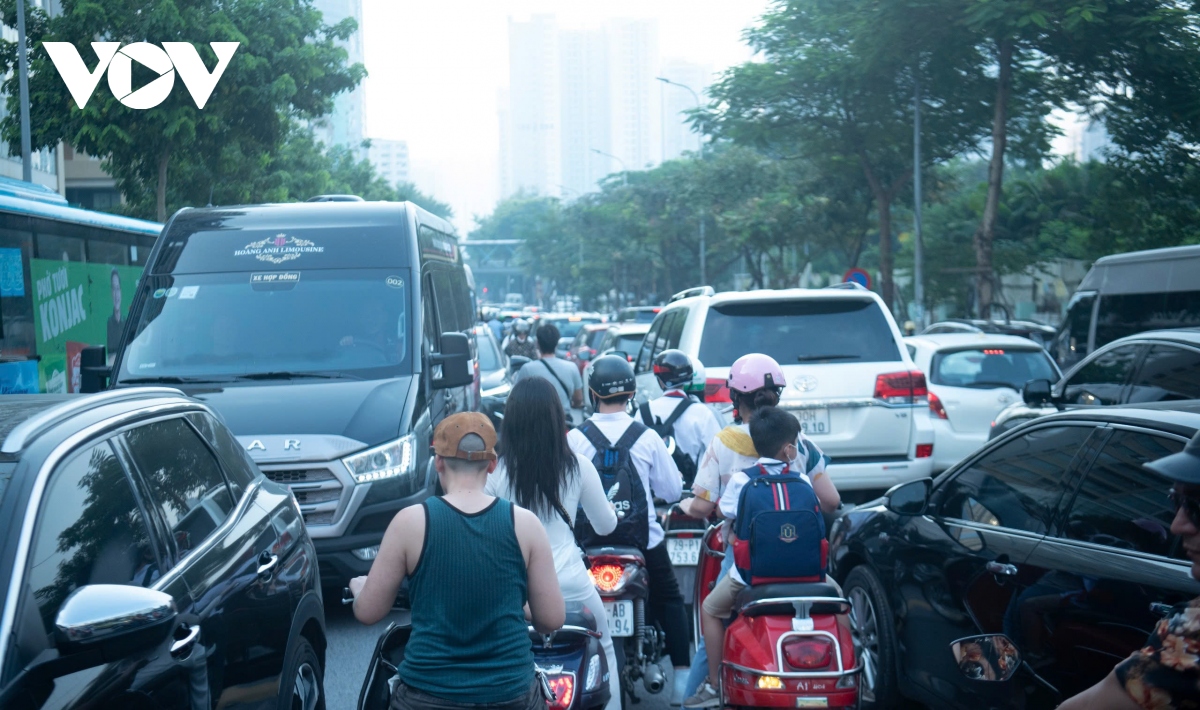 Duong ha noi un tac nghiem trong ngay khai giang hinh anh 11