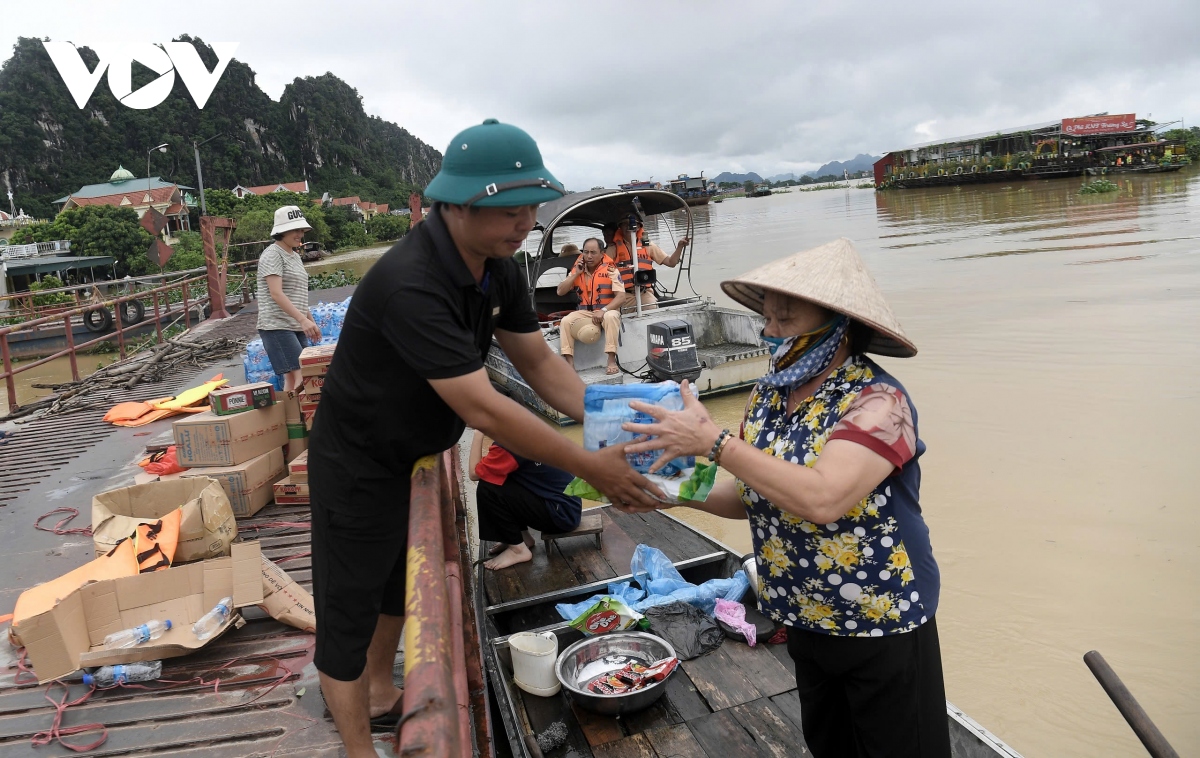 hang nghin ho dan o ninh binh bi ngap nang khi nuoc lu dang cao hinh anh 10