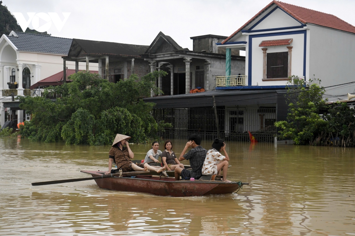 hang nghin ho dan o ninh binh bi ngap nang khi nuoc lu dang cao hinh anh 13