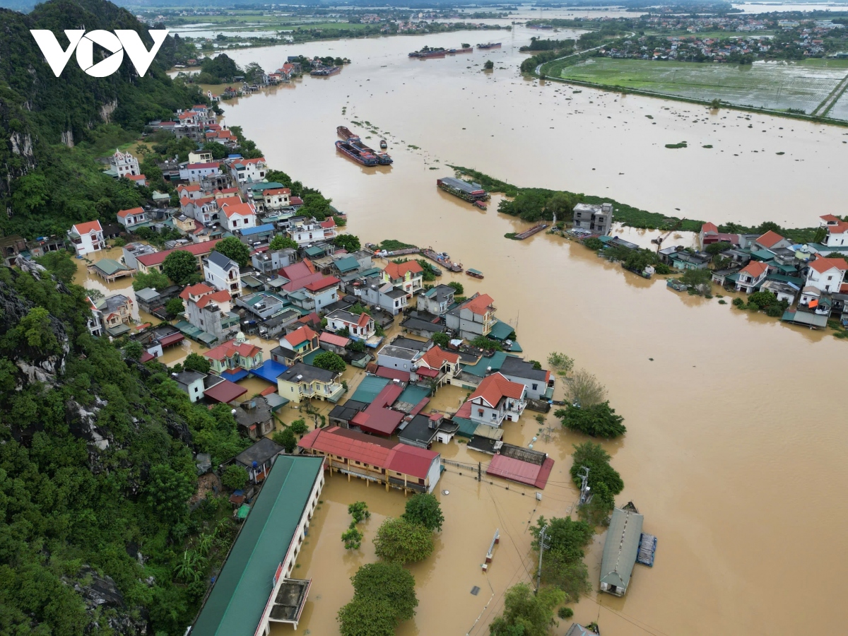 hang nghin ho dan o ninh binh bi ngap nang khi nuoc lu dang cao hinh anh 2